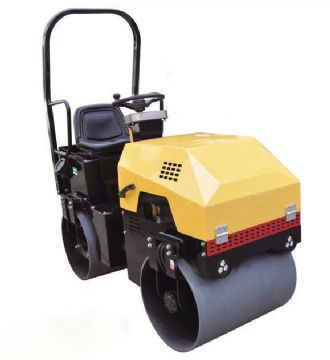 點擊查看詳細信息<br>標題：1.5T(噸)液壓壓路機 閱讀次數：3879